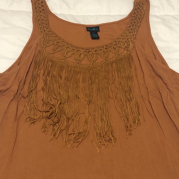Fringe Tank Top - Picture 2 of 3